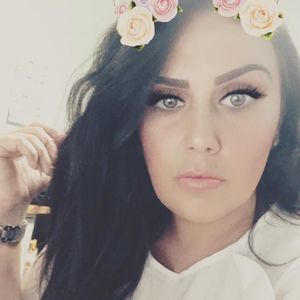 Meet your Posher, Shastine